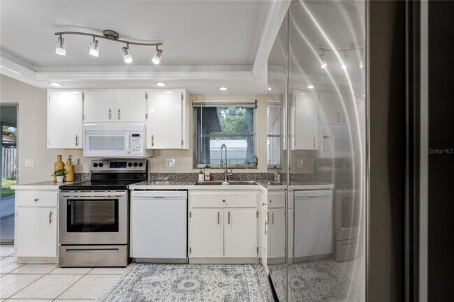 Building Photo - 4115 37th St W