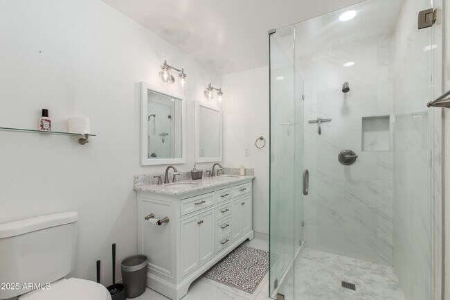 Building Photo - 4521 N 35th St
