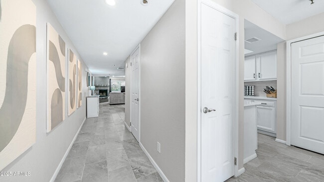 Building Photo - 2615 Hayden Rd