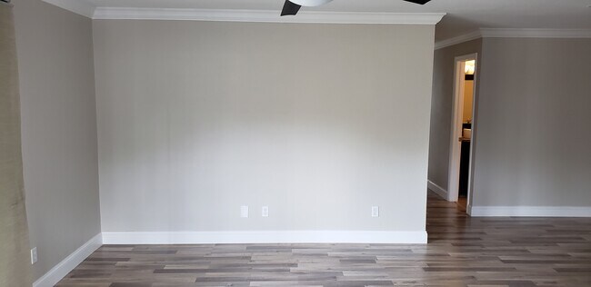 Building Photo - 1511 Grayson Dr