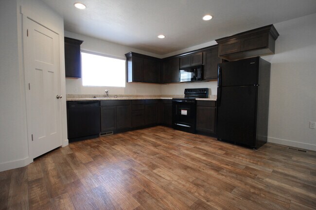 Kitchen - 14507 S. Abbey Bend Lane