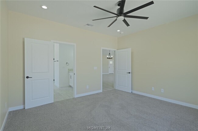 Building Photo - 2213 Hayden Way
