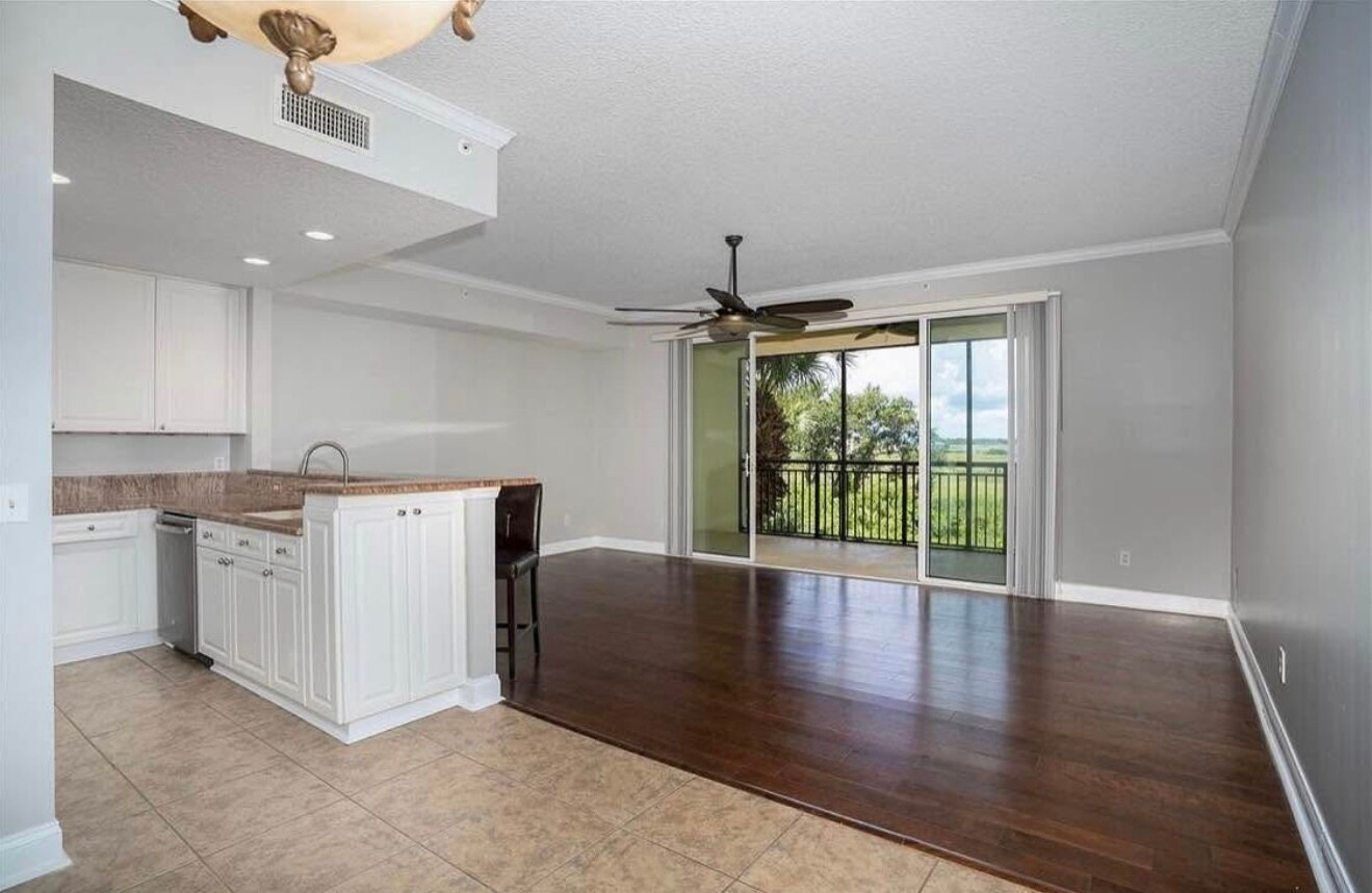 Building Photo - 1702 Windjammer Ln