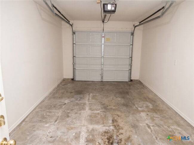 Building Photo - 2808 Edgefield St