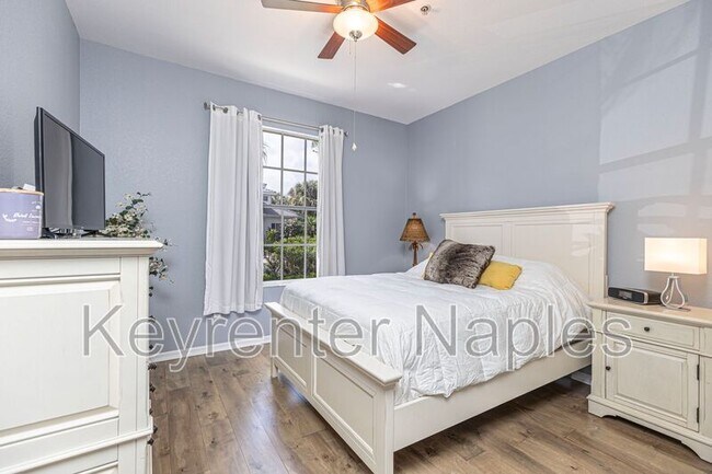 Building Photo - 12862 Carrington Cir