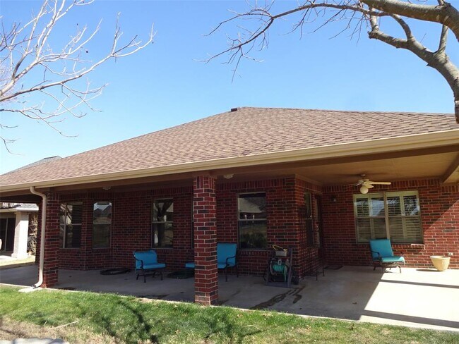 Building Photo - 9308 Orangewood Trail