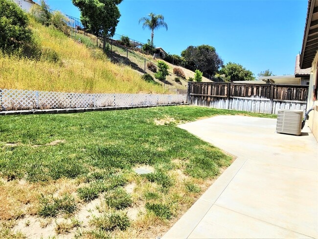 Building Photo - Great Single Story Home McVicker Canyon Hi...