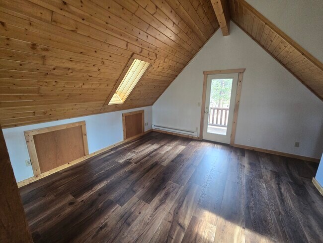 Building Photo - 789 Blackhawk Creek Dr