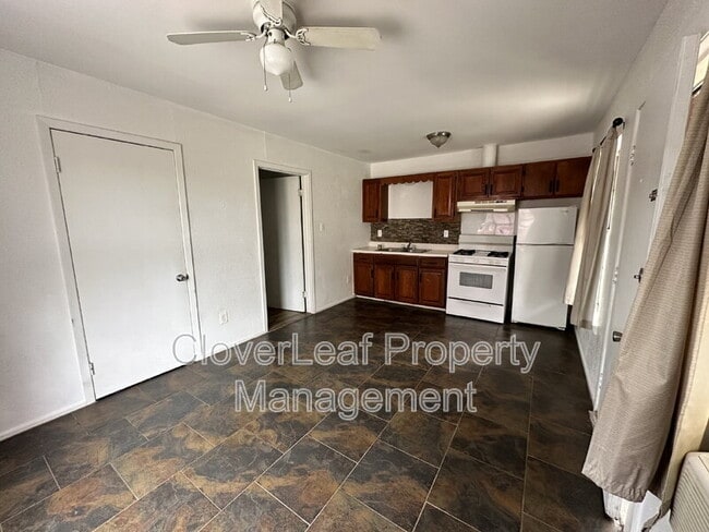 Building Photo - 317 Kashmuir Pl