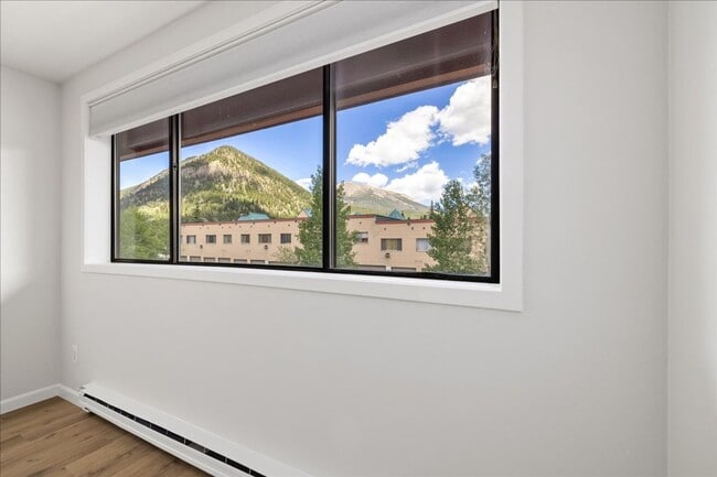 Building Photo - Winter Seasonal Rental- Cedar Lodge 218