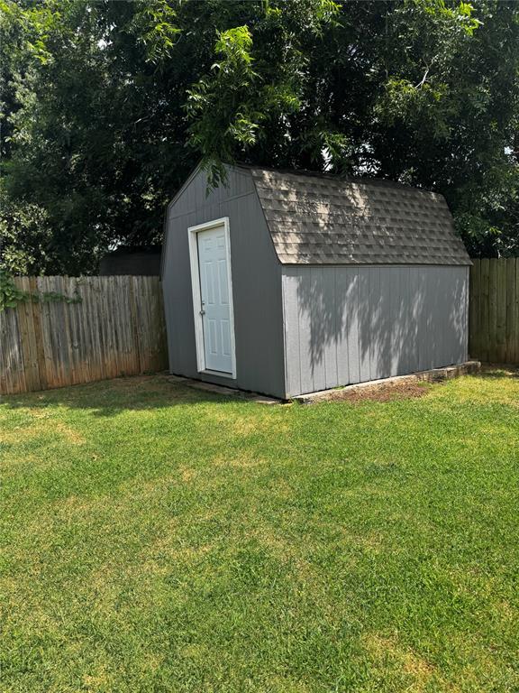 Building Photo - 10416 Dover Dr