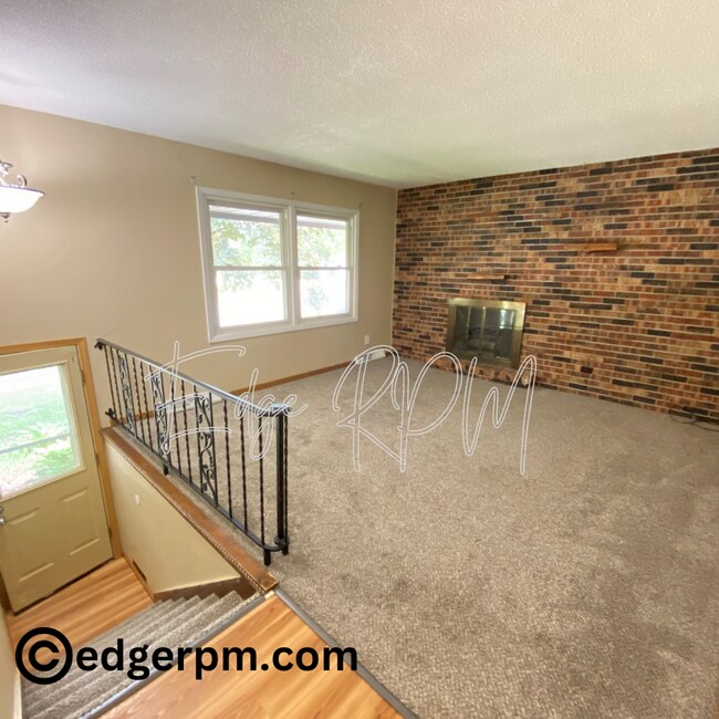 Building Photo - 2624 W 3rd St