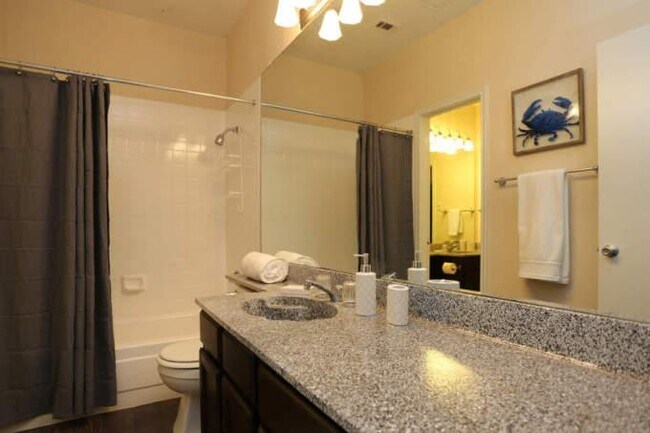 Building Photo - 2 bedroom in Dallas TX 75248
