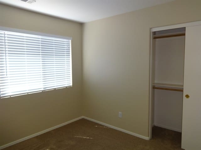 Building Photo - 2057 S 155th Dr