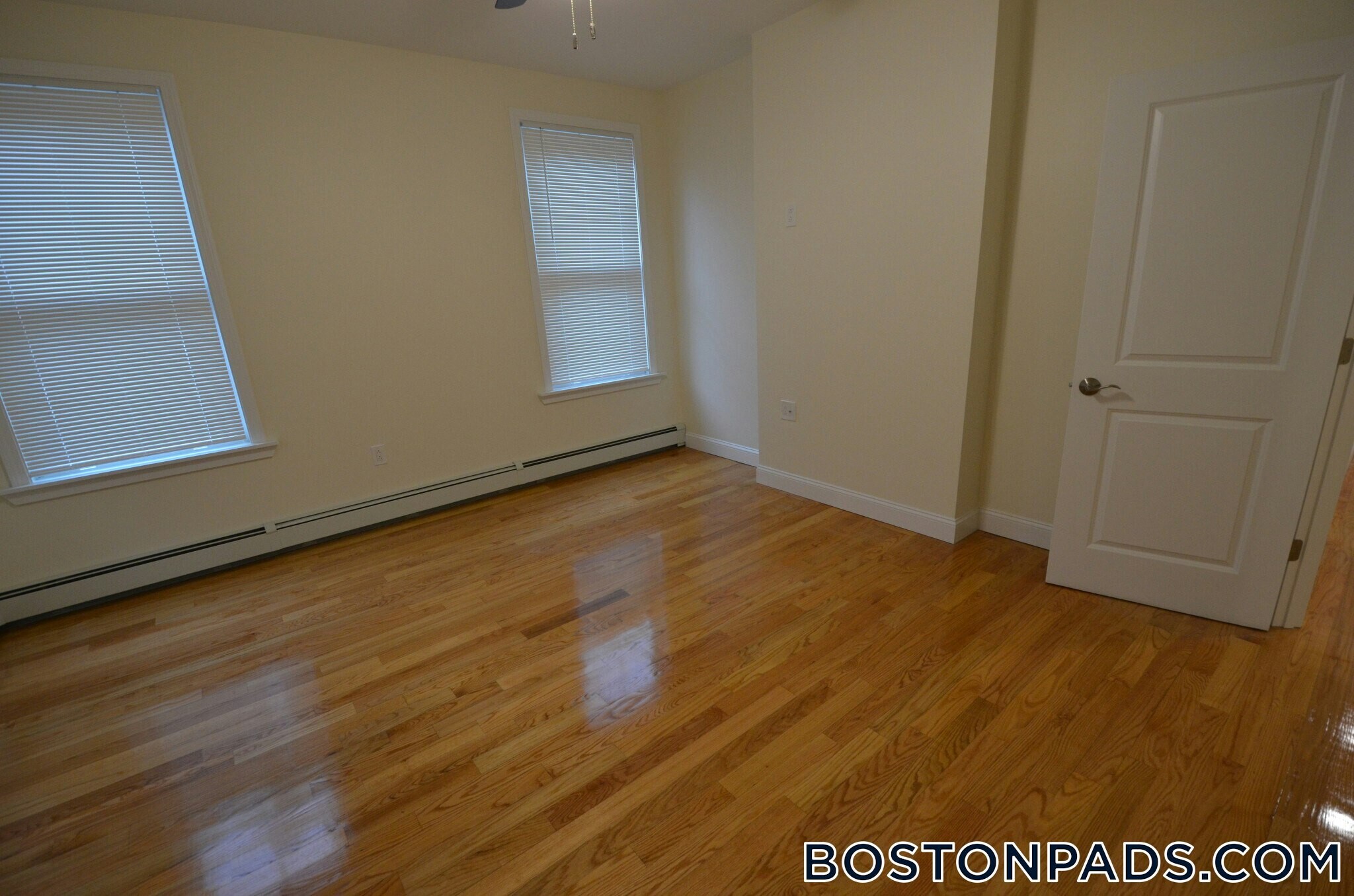 Building Photo - 35 Brookline St