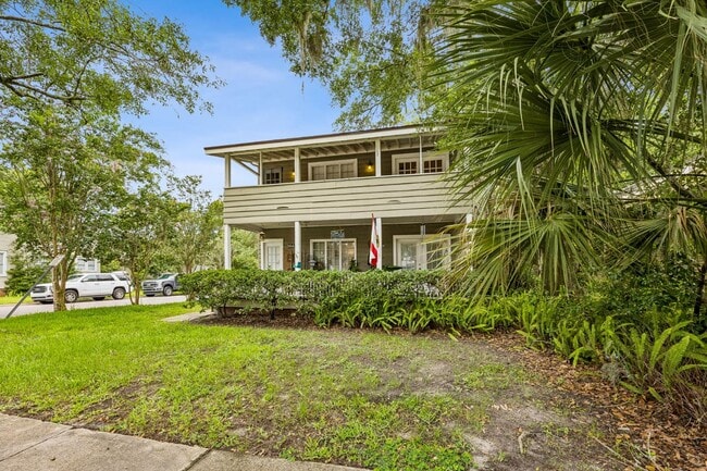 Building Photo - 3643 Herschel St