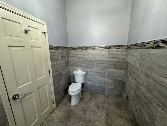 Building Photo - Very Nice 4 Bedroom 2.5 Bathroom Home in North Little Rock off of North Hills