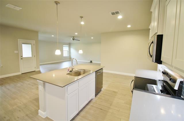 Building Photo - 1449 Bennett Dr