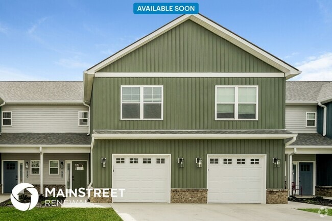 Building Photo - 2056 N Sarah Dr
