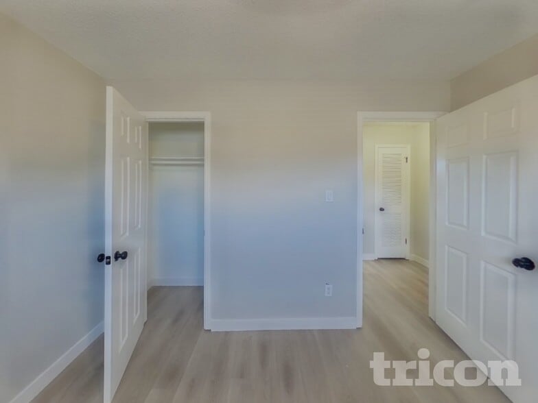 Building Photo - 1548 Glacier Dr