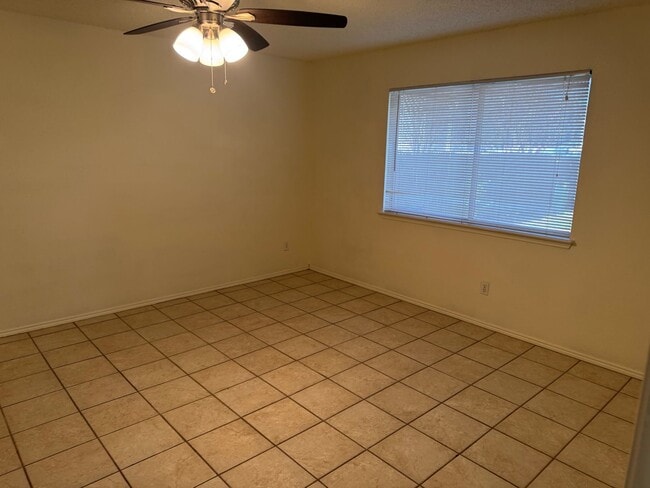 Building Photo - Cute Single Story 3 Bedroom in Keller ISD