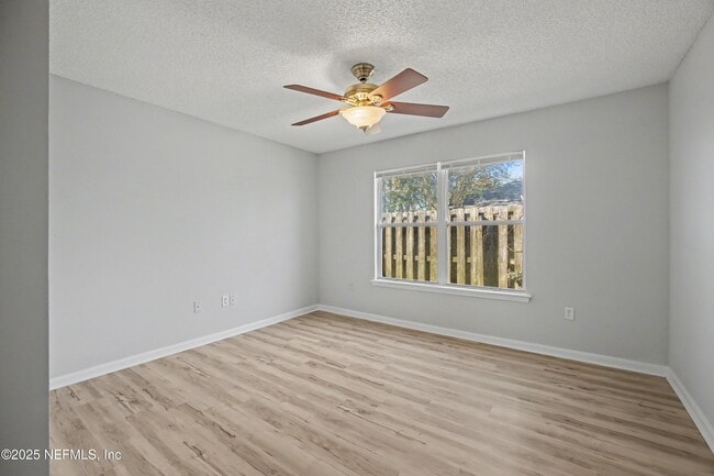 Building Photo - 1290 Ardmore St