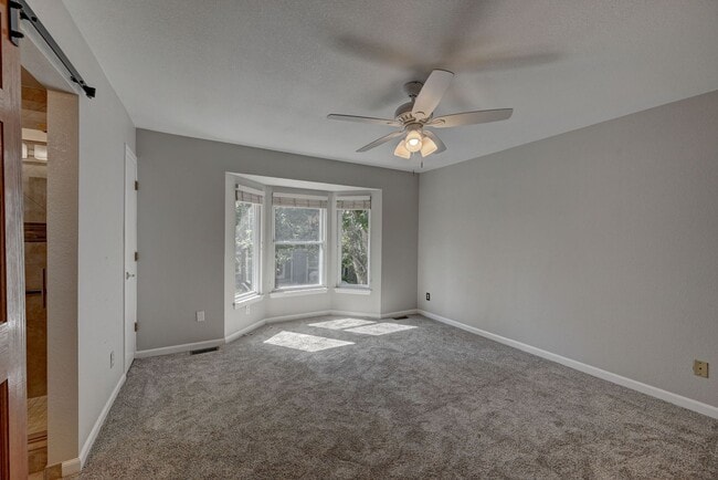 Building Photo - 1625 Flint Ct