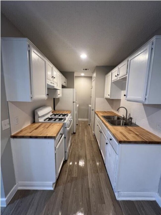 Building Photo - 307_MH-21