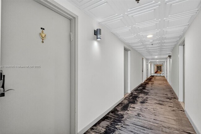 Building Photo - 9511 Collins Ave