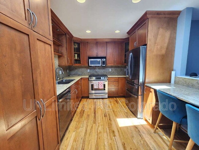Building Photo - 8308 E Lehigh Dr