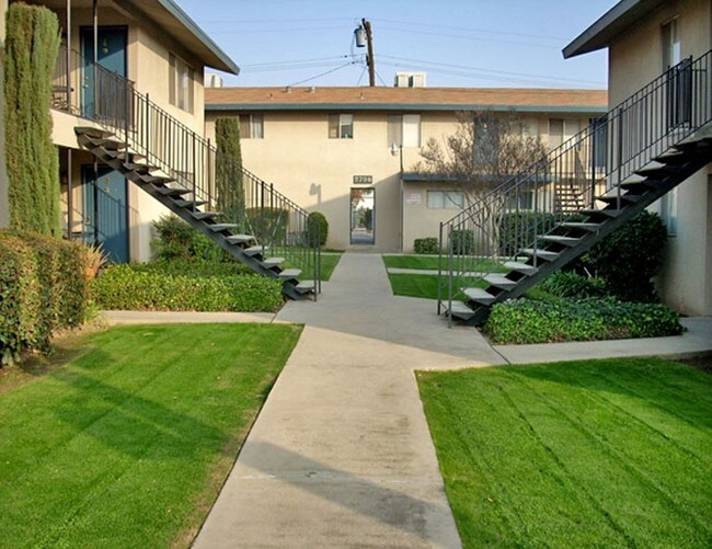 Primary Photo - Highland View Apartments