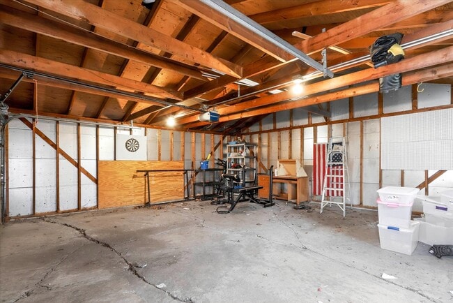 Building Photo - 5635 Alabama Ave