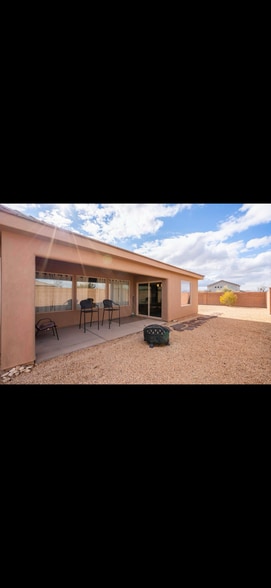 Building Photo - 3011 E Crimson Ridge Dr