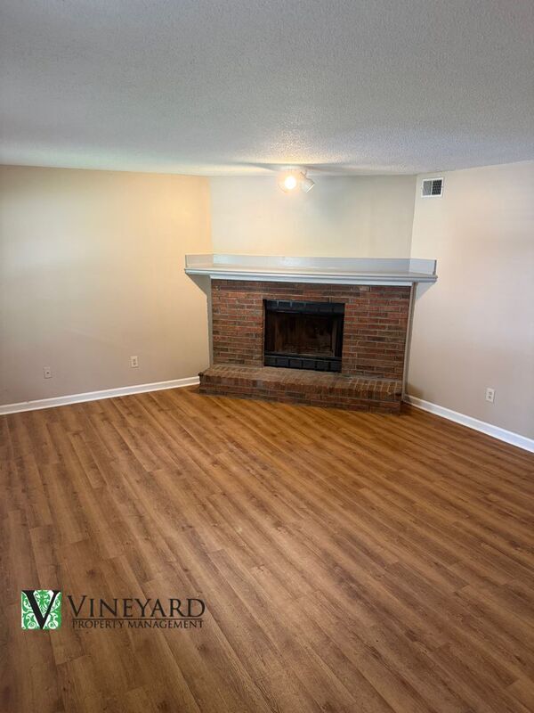 Building Photo - 6065 Sand Wedge Cir