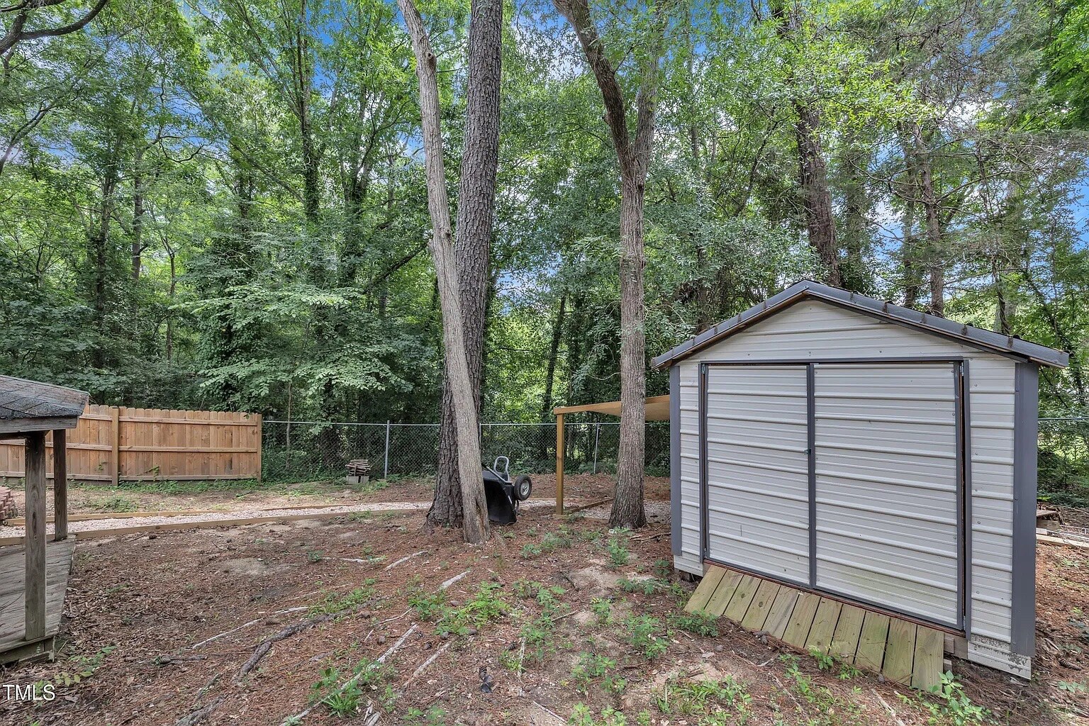 Building Photo - Room in House on Tall Rock Ct