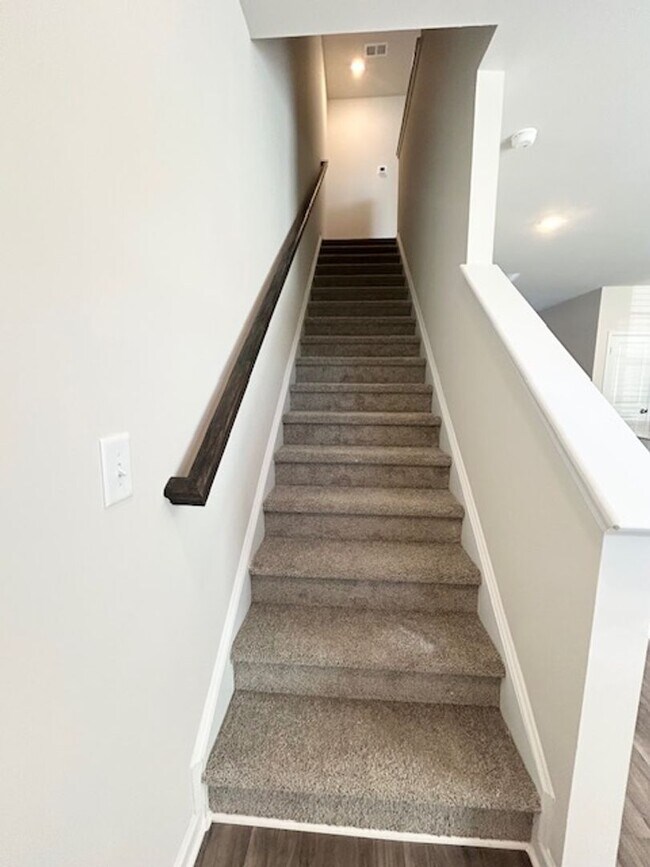 Building Photo - MODERN TOWNHOUSE LIVING IN HARBISON GROVE