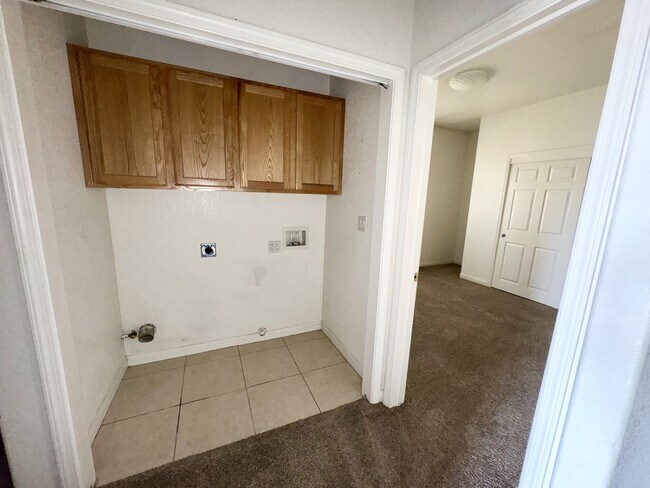 Building Photo - 20796 Village Pkwy