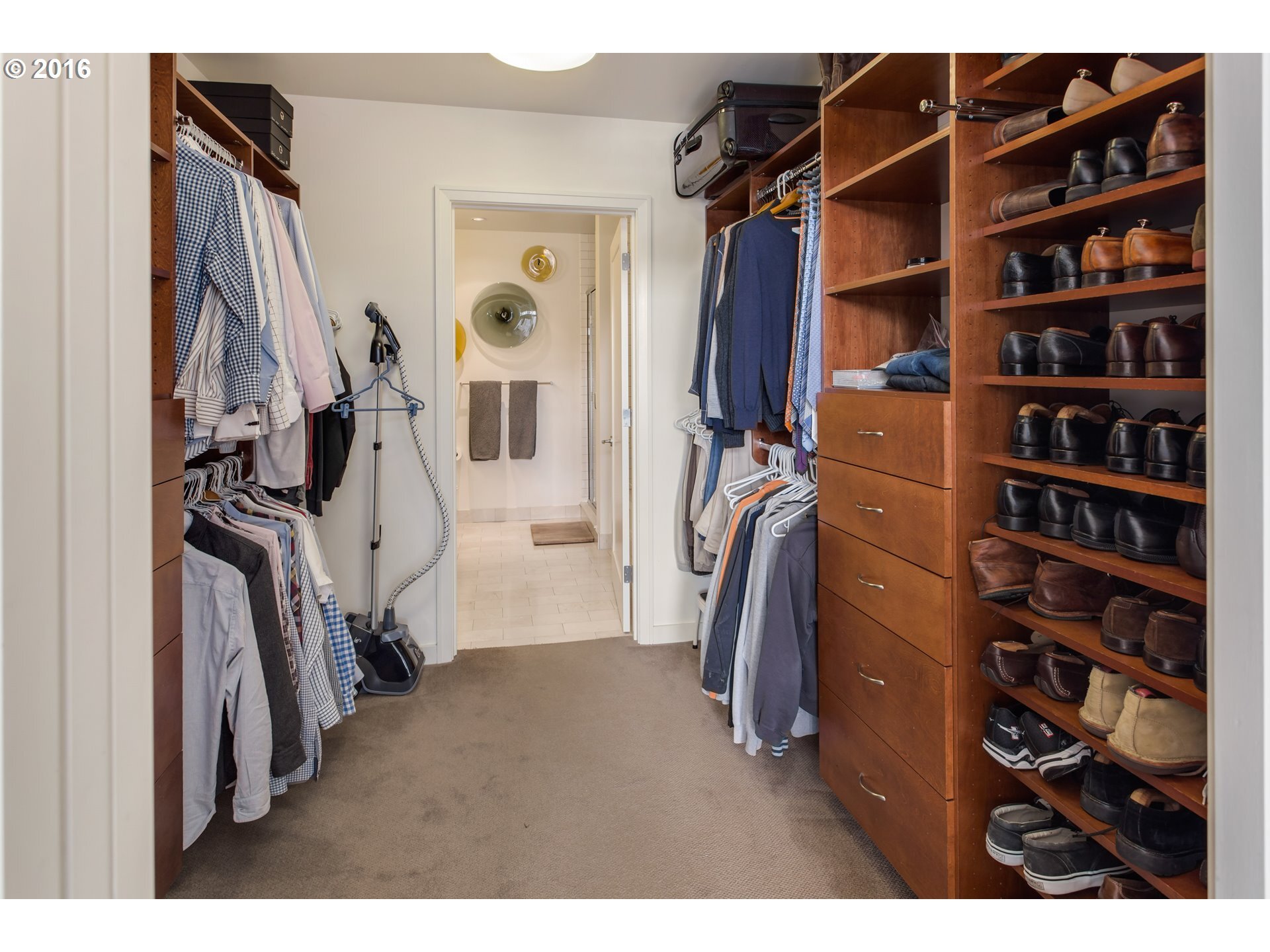 Building Photo - 1025 NW Couch St