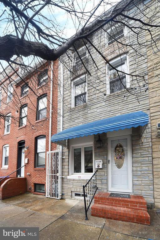 Building Photo - 1730 Gough St