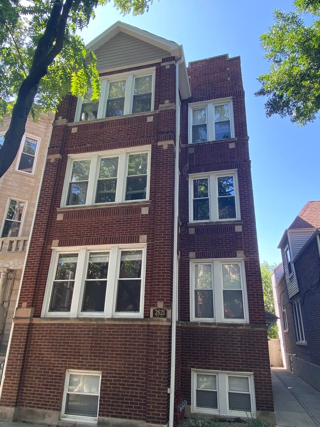 Primary Photo - 2621 W Rice St