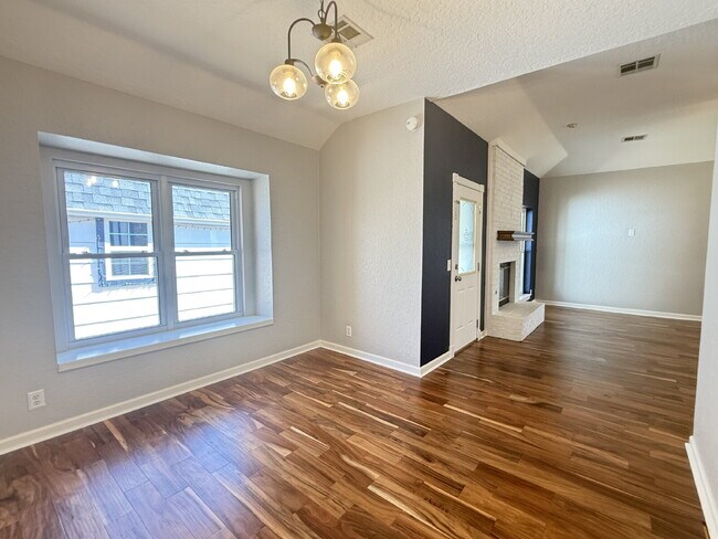 Building Photo - Corner-lot home in the desirable Cooper Creek