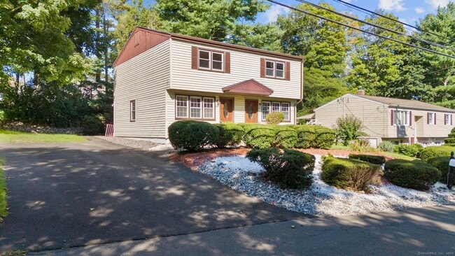 Building Photo - 675 Millville Ave