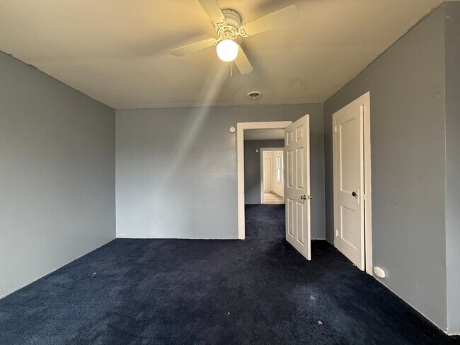 Building Photo - 83 S Empire St