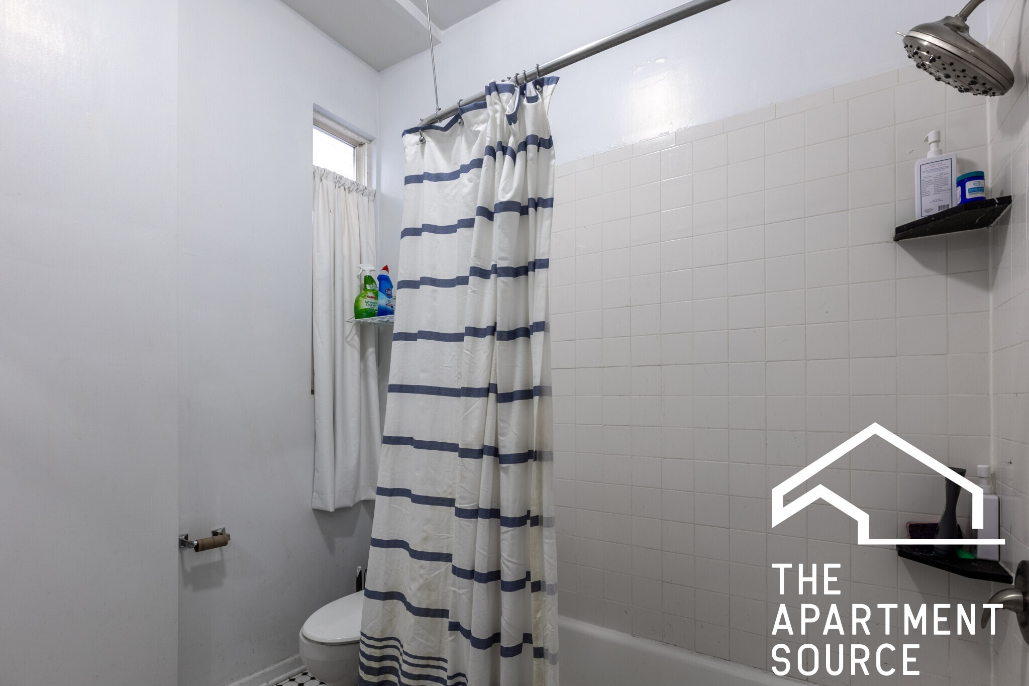 Building Photo - 2517 N Ashland Ave