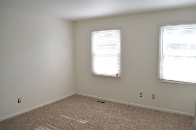 Building Photo - 1227 Marywood Ct