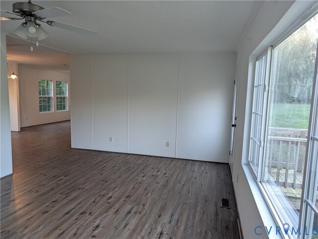 Building Photo - 13461 Gorburn Dr