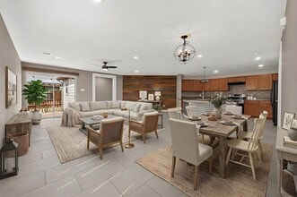 Building Photo - 18722 White Barnwood Ct