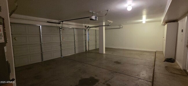 Building Photo - 1776 S 156th Ln
