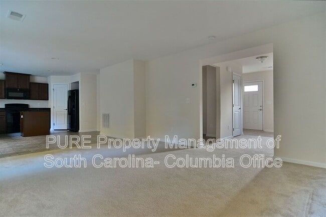 Building Photo - 151 Luna Trail