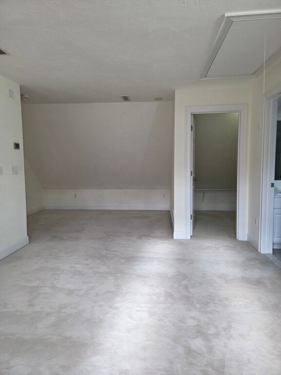 Building Photo - 70 River St